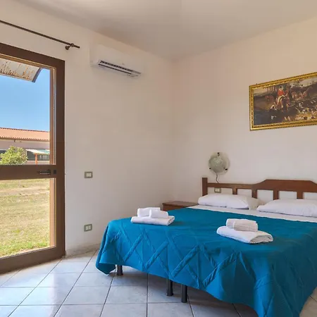 Il Ginepro Kamp alanı Putzu Idu